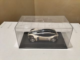 Peugeot 4002 no Bburago 