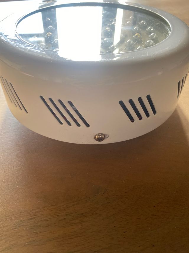 Lampada LED rotonda bianca