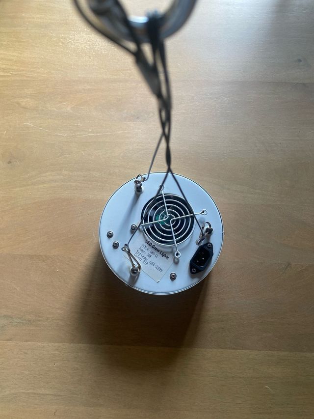 Lampada LED rotonda bianca