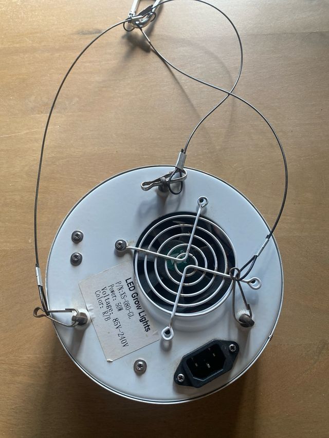 Lampada LED rotonda bianca