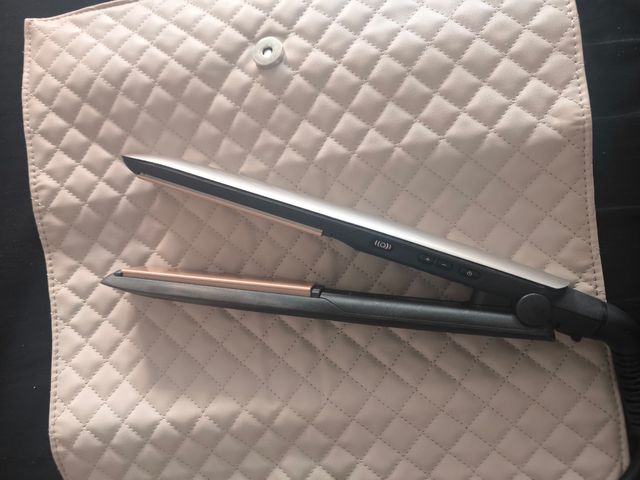 Plancha pelo Remington negra y dorada