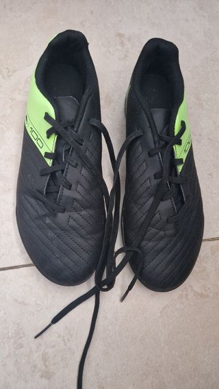 Botas fútbol Kipsta niño multitacos