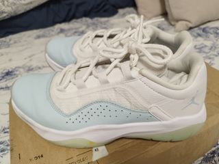 Zapatillas Nike Jordan mujer - Blancas y azules