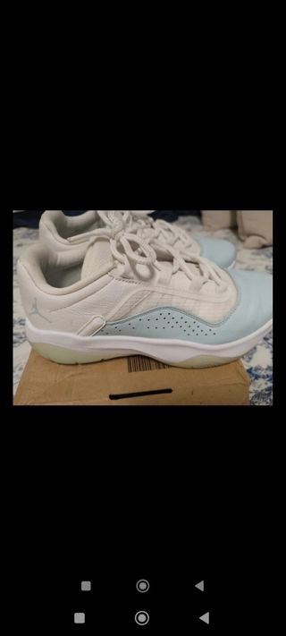 Zapatillas Nike Jordan mujer - Blancas y azules