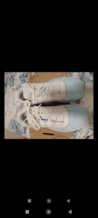 Zapatillas Nike Jordan mujer - Blancas y azules