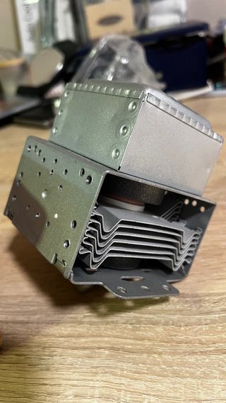 Magnetrón 2M219J para horno microhondas