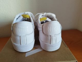 Zapatillas Nike Blazer blan locas mujer