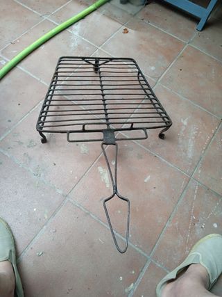 Griglia artigianale in metallo