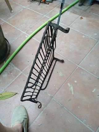 Griglia artigianale in metallo