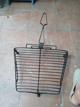 Griglia artigianale in metallo