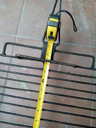 Griglia artigianale in metallo