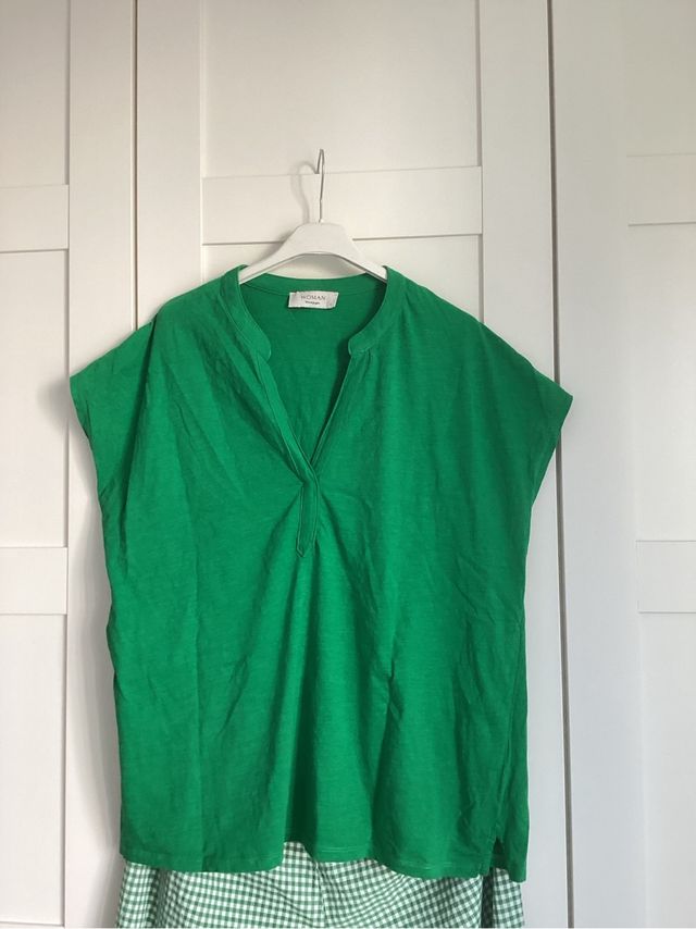 Camiseta verde WOMAN - Talla L