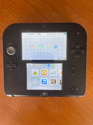 Nintendo 2DS Azul y Negro