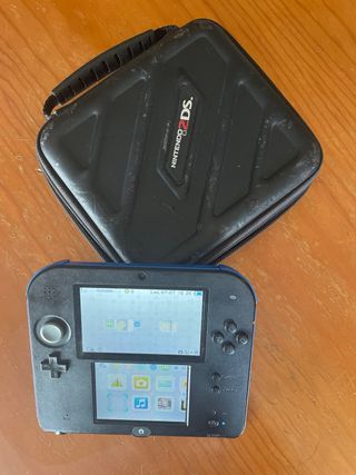 Nintendo 2DS Azul y Negro