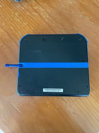 Nintendo 2DS Azul y Negro