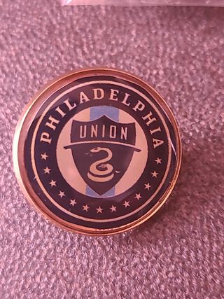 Pins Philadelphia Union