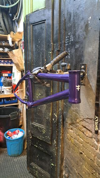 Cuadro BMX Flybikes: Morado