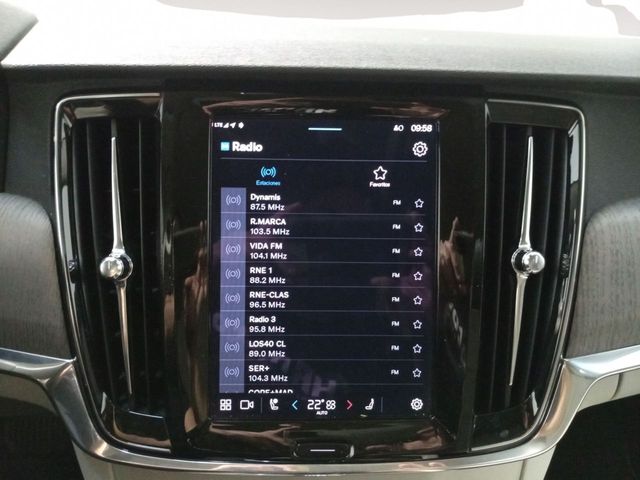 Volvo V90 Core AWD