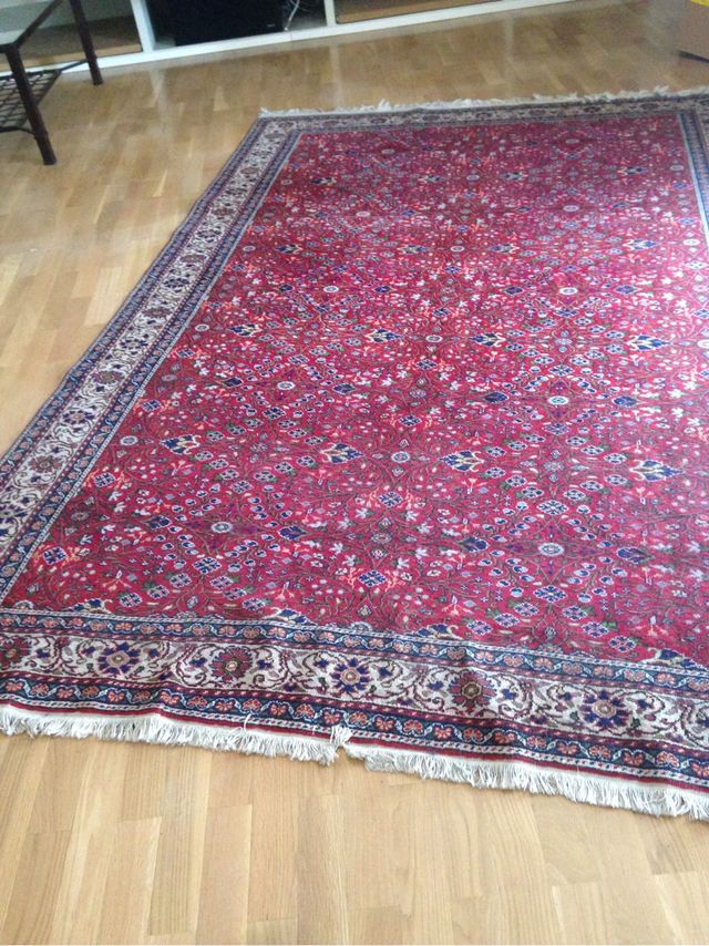 Alfombra turca roja