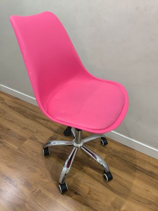 Silla giratoria rosa