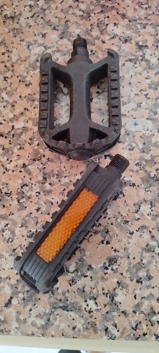 Pedales bicicleta y accesorios 