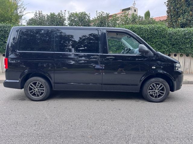 Volkswagen Multivan 2012