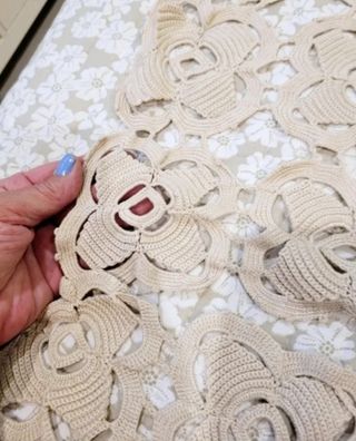 Mantel crochet beige algodón