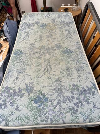 Cama individual madera maciza