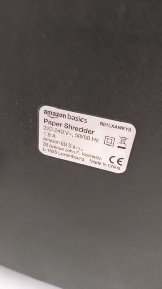 Destructora Amazon Basics W15Y2024