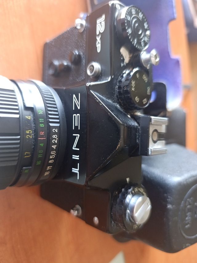 Zenit 12XP: Fotocamera reflex