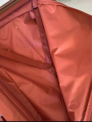 Maleta Delsey Paris grande blanca. Sin estrenar