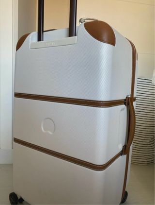 Maleta Delsey Paris grande blanca. Sin estrenar