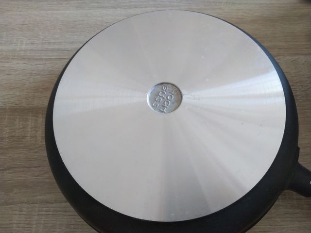 Sartén grande de Aluminio Fundido. NUEVA