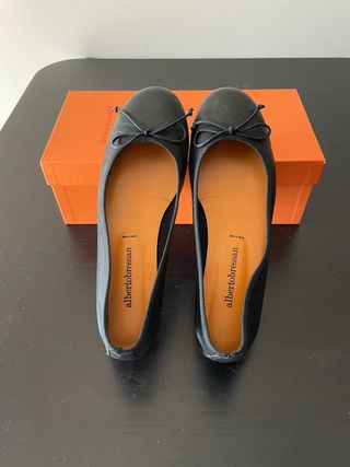 Ballerine nere in pelle