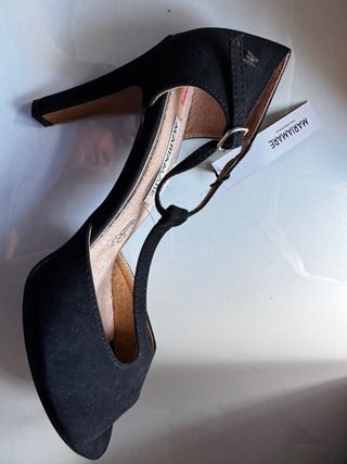 Zapatos tacón negros MARIAMARE