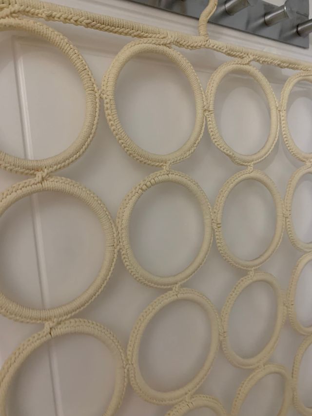 Percha colgador ropa - beige