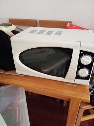 Microondas Bluesky - 800W