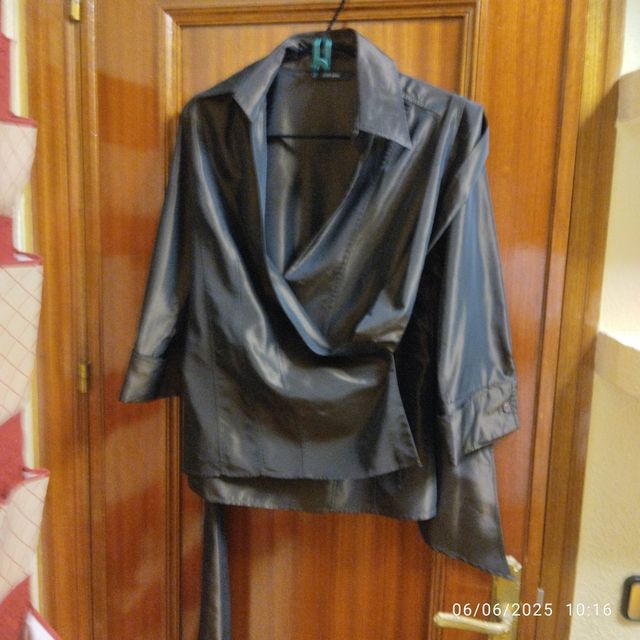 Blusa Zara marrón - Negro tornasolado Talla L