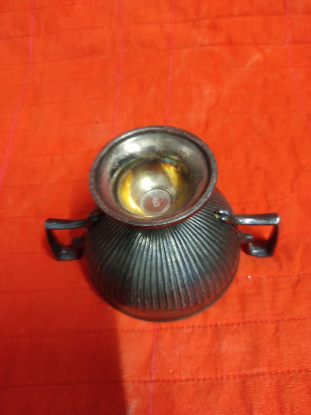 Azucarero antiguo de plata