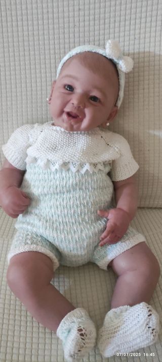 Muñeco reborn bebé