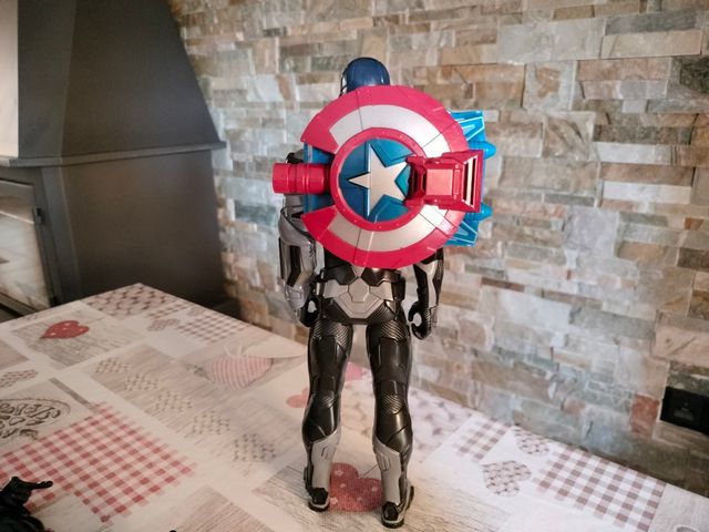 Figura, muñeco ,Capitán América