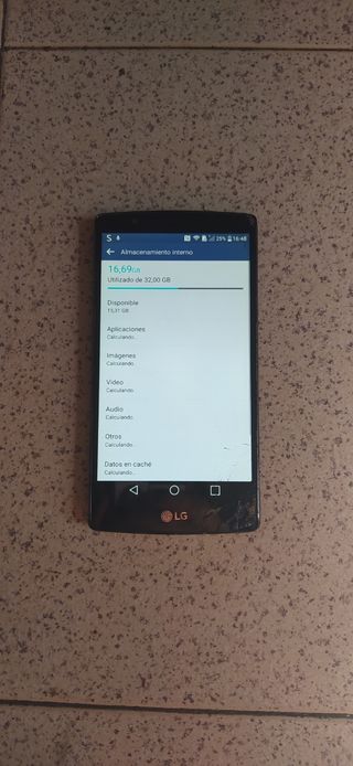 Movil pantalla rajada...LG G4...3gb Ram y 32gb
