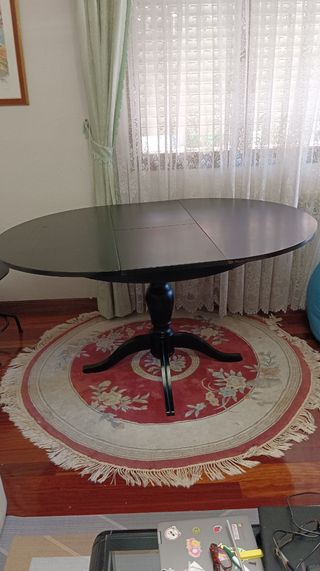 Mesa redonda negra extensible 