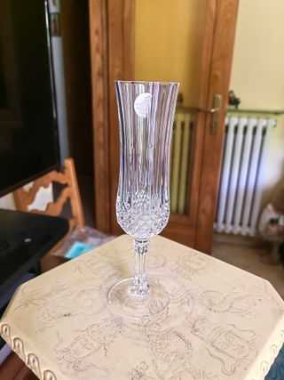 Bicchiere da flute in vetro trasparente