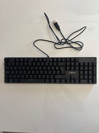 Teclado Krom Kasic RGB