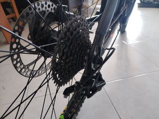 Bicicleta megamo eléctrica montaña