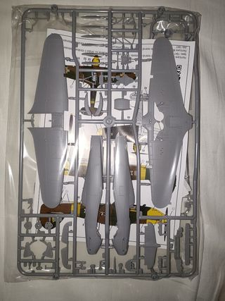 Aereo Kit Hawker Hurricane Mk I Arma Hobby 1/72