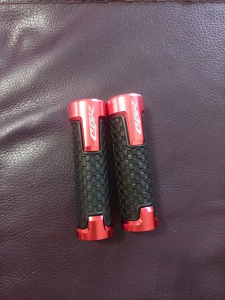 Puños Honda CBR rojos