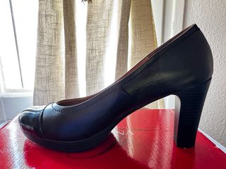 Zapatos tacón negros