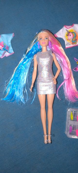 Muñeca Barbie Cabello Arcoiris